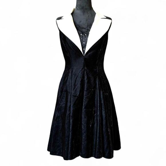 HW Collections Black Velvet Halter Dress Beaded Bodice XS/S - Picture 1 of 8